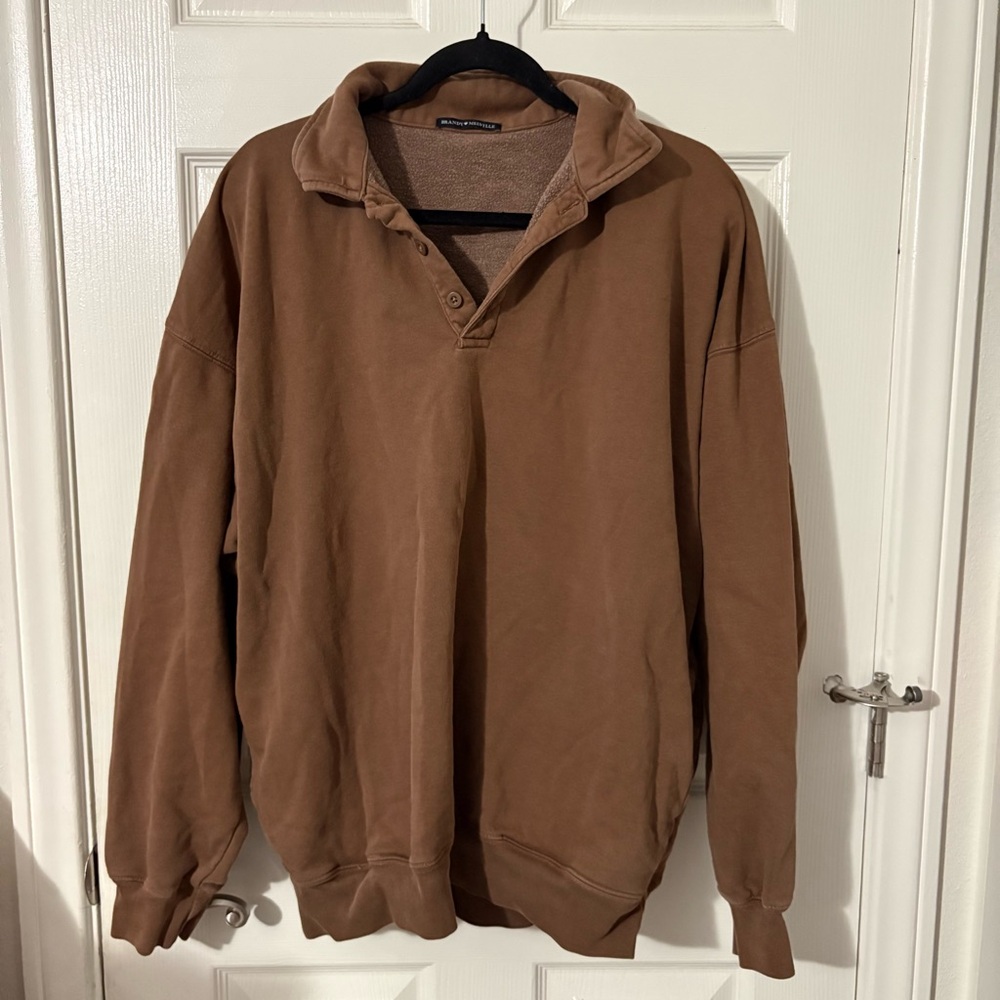 Brandy Melville Archered Collared Sweatshirt Brown One Size